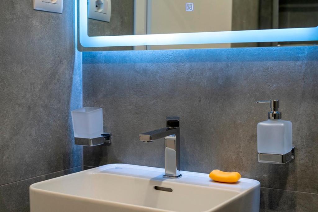 Deluxe Apartment-Swimming Pool Sarande Bagian luar foto