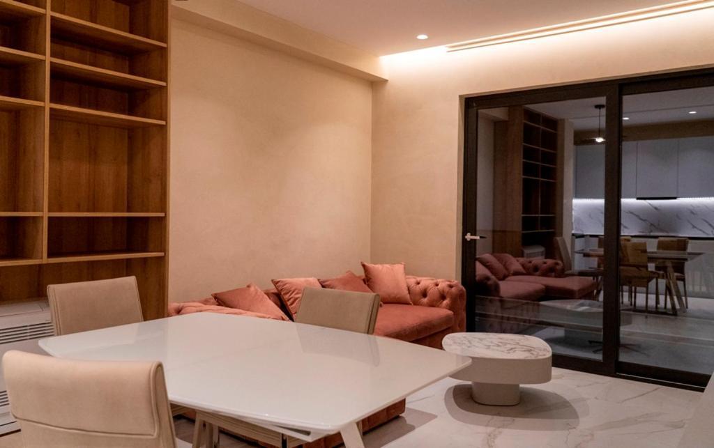 Deluxe Apartment-Swimming Pool Sarande Bagian luar foto